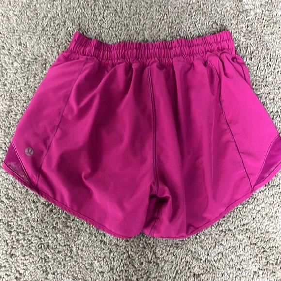 lululemon shorts - Picture 3 of 4